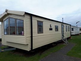 Golden Sands - Holiday Accommodation 5768 - Lincolnshire - 1188953 - thumbnail photo 1