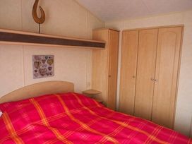 Nine Wells Caravan Park - Holiday Accommodation 5912 - South Wales - 1188962 - thumbnail photo 2