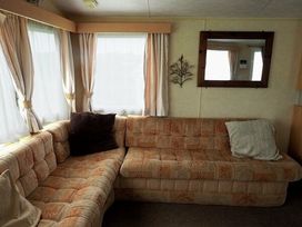 Nine Wells Caravan Park - Holiday Accommodation 5912 - South Wales - 1188962 - thumbnail photo 3