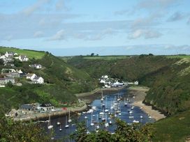 Nine Wells Caravan Park - Holiday Accommodation 5912 - South Wales - 1188962 - thumbnail photo 8