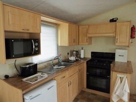 Nine Wells Caravan Park - Holiday Accommodation 5912 - South Wales - 1188962 - thumbnail photo 10