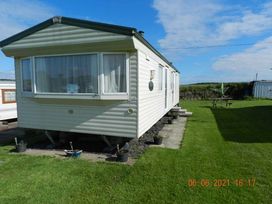 Nine Wells Caravan Park - Holiday Accommodation 5912 - South Wales - 1188962 - thumbnail photo 17
