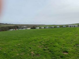 Nine Wells Caravan Park - Holiday Accommodation 5912 - South Wales - 1188962 - thumbnail photo 19