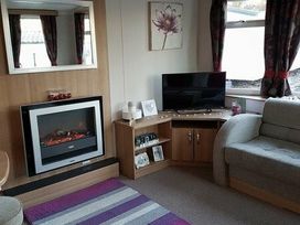 Marton Mere Holiday Village - Holiday Accommodation 6028 - Lake District - 1188972 - thumbnail photo 1