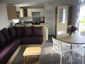 Caister Holiday Park - Holiday Accommodation 6033 - Norfolk - 1188973 - thumbnail photo 1