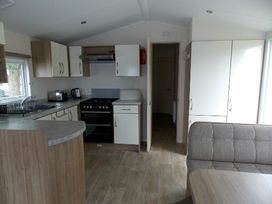 Butlins Minehead - Holiday Accommodation 607 - Devon - 1188975 - thumbnail photo 5