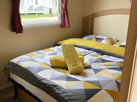 Lyons Robin Hood - Holiday Accommodation 6087 - North Wales - 1188977 - thumbnail photo 8
