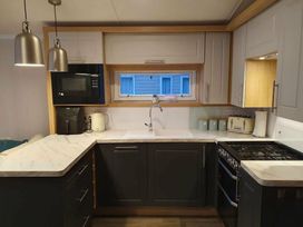 Wild Duck Holiday Park - Holiday Accommodation 6115 - Norfolk - 1188979 - thumbnail photo 4