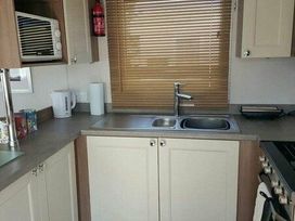 Caister Holiday Park - Holiday Accommodation 6189 - Norfolk - 1188983 - thumbnail photo 4
