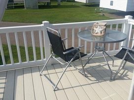 Caister Holiday Park - Holiday Accommodation 6189 - Norfolk - 1188983 - thumbnail photo 7