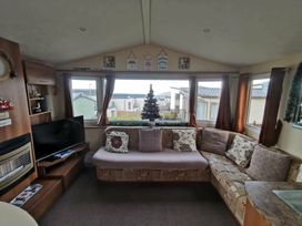 Liskey Hill Caravan Park - Holiday Accommodation 6217 - Cornwall - 1188984 - thumbnail photo 18