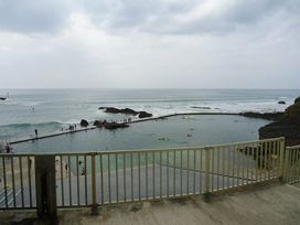 Widemouth Bay Caravan Park - Holiday Accommodation 6231 - Cornwall - 1188986 - thumbnail photo 3