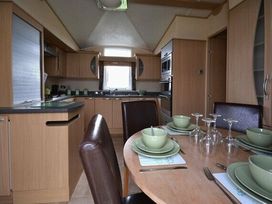 Skipsea Sands Holiday Park - Holiday Accommodation 6234 - North Yorkshire (incl. Whitby) - 1188988 - thumbnail photo 2
