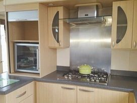 Skipsea Sands Holiday Park - Holiday Accommodation 6234 - North Yorkshire (incl. Whitby) - 1188988 - thumbnail photo 4