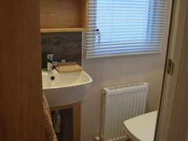 Devon Cliffs Holiday Park - Holiday Accommodation 6258 - Devon - 1188990 - thumbnail photo 13