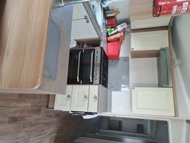 Presthaven Beach Resort - Holiday Accommodation 628 - North Wales - 1188994 - thumbnail photo 16