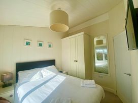 Hafan y Mor Haven - Holiday Accommodation 6317 - North Wales - 1188996 - thumbnail photo 14