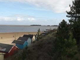 Pinewoods Holiday Park - Holiday Accommodation 6322 - Norfolk - 1188998 - thumbnail photo 10