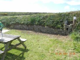 Nine Wells Caravan Park - Holiday Accommodation 6373 - South Wales - 1189002 - thumbnail photo 5