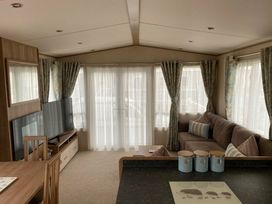 Tattershall Lakes Country Park - Holiday Accommodation 639 - Lincolnshire - 1189004 - thumbnail photo 5