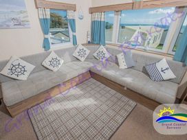 Devon Cliffs Holiday Park - Holiday Accommodation 6399 - Devon - 1189006 - thumbnail photo 6