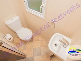 Devon Cliffs Holiday Park - Holiday Accommodation 6399 - Devon - 1189006 - thumbnail photo 10