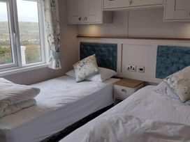 Swanage Bay View - Holiday Accommodation 6416 - Dorset - 1189009 - thumbnail photo 19