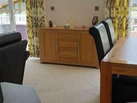 Woodlands Park - Holiday Accommodation 6424 - Mid Wales - 1189010 - thumbnail photo 7