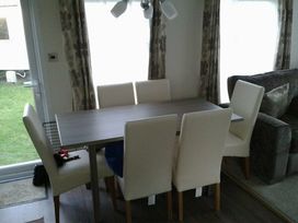 Seashore Holiday Park - Holiday Accommodation 6482 - Norfolk - 1189013 - thumbnail photo 7
