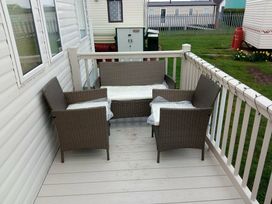 Coastfield Holiday Village - Holiday Accommodation 66 - Lincolnshire - 1189019 - thumbnail photo 11
