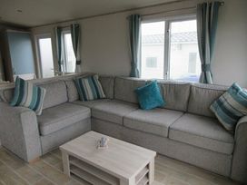 Durdle Door Holiday Park - Holiday Accommodation 6617 - Dorset - 1189021 - thumbnail photo 3