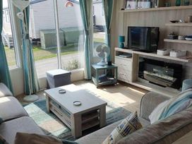 Durdle Door Holiday Park - Holiday Accommodation 6617 - Dorset - 1189021 - thumbnail photo 4