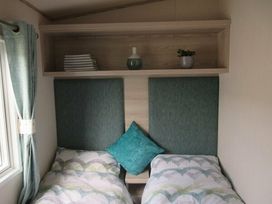 Durdle Door Holiday Park - Holiday Accommodation 6617 - Dorset - 1189021 - thumbnail photo 7
