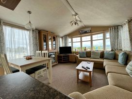 Waterside, Paignton - Holiday Accommodation 663 - Devon - 1189023 - thumbnail photo 7