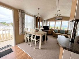 Waterside, Paignton - Holiday Accommodation 663 - Devon - 1189023 - thumbnail photo 10