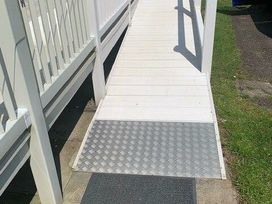 North Shore Holiday Centre - Holiday Accommodation 6635 - Lincolnshire - 1189025 - thumbnail photo 11