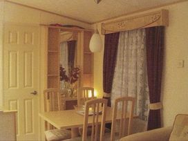 Kingfisher Caravan Park - Holiday Accommodation 6636 - Lincolnshire - 1189027 - thumbnail photo 3