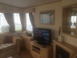 Kingfisher Caravan Park - Holiday Accommodation 6636 - Lincolnshire - 1189027 - thumbnail photo 4