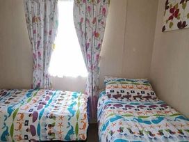 Tattershall Lakes Country Park - Holiday Accommodation 6778 - Lincolnshire - 1189033 - thumbnail photo 9