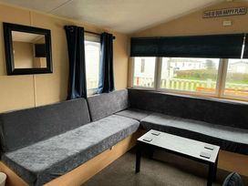 Primrose Valley Holiday Park - Holiday Accommodation 6785 - North Yorkshire (incl. Whitby) - 1189034 - thumbnail photo 4