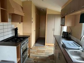 Primrose Valley Holiday Park - Holiday Accommodation 6785 - North Yorkshire (incl. Whitby) - 1189034 - thumbnail photo 5