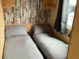 Primrose Valley Holiday Park - Holiday Accommodation 6785 - North Yorkshire (incl. Whitby) - 1189034 - thumbnail photo 17