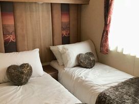 Thornwick Bay Holiday Village - Holiday Accommodation 6787 - North Yorkshire (incl. Whitby) - 1189035 - thumbnail photo 6