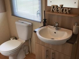 Thornwick Bay Holiday Village - Holiday Accommodation 6787 - North Yorkshire (incl. Whitby) - 1189035 - thumbnail photo 7
