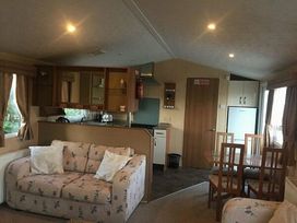 Presthaven Beach Resort - Holiday Accommodation 6793 - North Wales - 1189036 - thumbnail photo 2