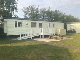Presthaven Beach Resort - Holiday Accommodation 6793 - North Wales - 1189036 - thumbnail photo 8