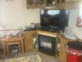 Kiln Park Holiday Park - Holiday Accommodation 68 - South Wales - 1189038 - thumbnail photo 2