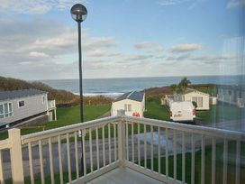Reighton Sands Holiday Park - Holiday Accommodation 6835 - North Yorkshire (incl. Whitby) - 1189042 - thumbnail photo 7
