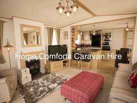 Golden Gate Holiday Centre - Holiday Accommodation 6959 - North Wales - 1189049 - thumbnail photo 4