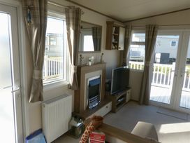Trecco Bay - Holiday Accommodation 6971 - Somerset & Wiltshire - 1189051 - thumbnail photo 3